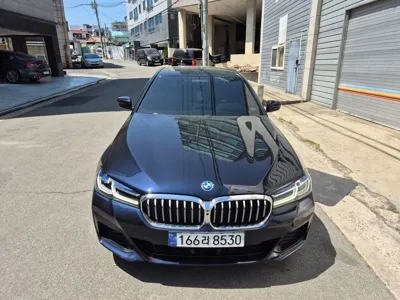 BMW 5-Series 2022, 92996 км, за 36000000 KRW