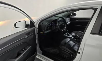Hyundai Avante 2019, 119399 км, за 11900000 KRW - фото 10