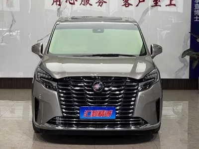 Buick GL8 2023, 69800 км, за 188000 CNY