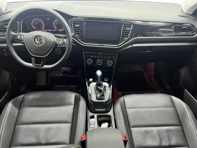 Volkswagen T-Roc 2022, 33000 км, за 118800 CNY - фото 15