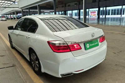 Honda Accord 2015, 161300 км, за 55573.4 CNY