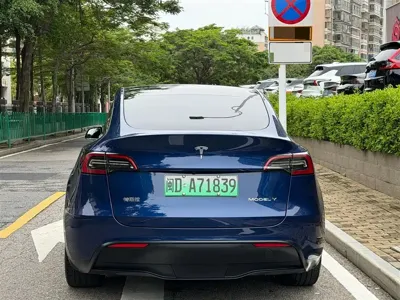 Tesla Model Y 2023, 70000 км, за 146800 CNY - фото 12