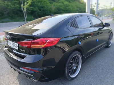 Hyundai Avante 2017, 67000 км, за 8300000 KRW - фото 10