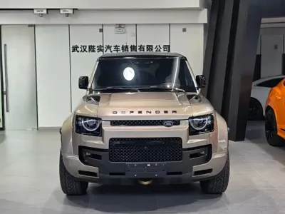 Land Rover Defender 2026, 3200 км, за 2288000 CNY