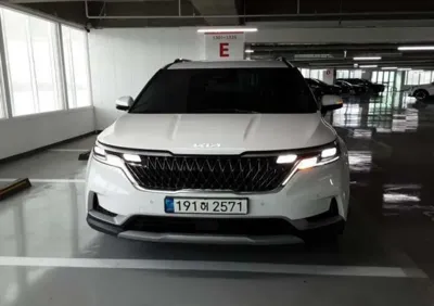 Kia Canival · 2023 год