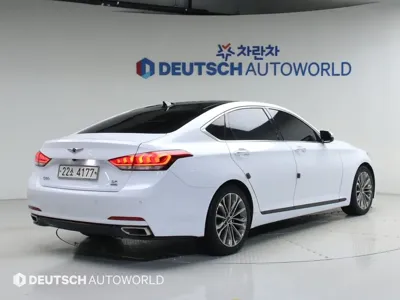 Hyundai Genesis 2014, 127022 км, за 13200000 KRW