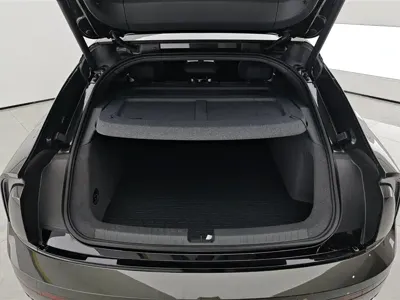 奥迪AUDI 奥迪E5 Sportback 2026, 5900 км, за 206800 CNY