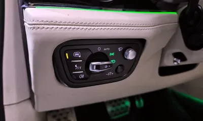 Bentley Bentayga 2017, 88916 км, за 93900000 KRW - фото 13