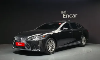 Lexus LS · 2019 год