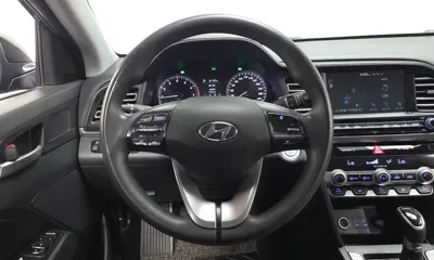 Hyundai Avante 2019, 68037 км, за 10500000 KRW - фото 12