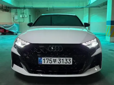 Audi RS3 · 2025 год
