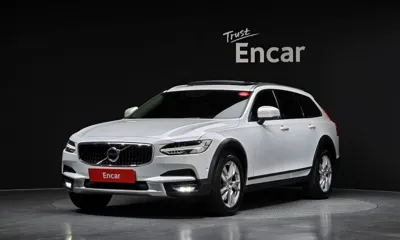 Volvo V90 · 2017 год