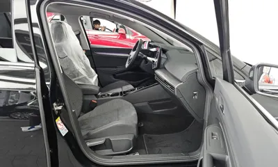 Volkswagen Golf 2026, 16 км, за 39990000 KRW - фото 11