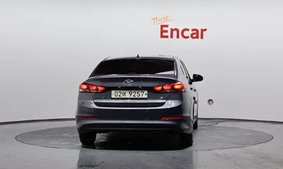 Hyundai Avante 2017, 50973 км, за 11500000 KRW