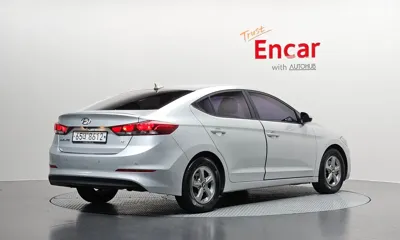 Hyundai Avante 2018, 52798 км, за 8500000 KRW