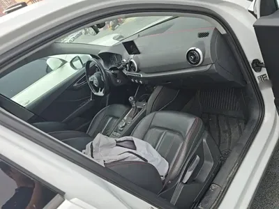 Audi Q2L 2023, 56900 км, за 90300 CNY - фото 25