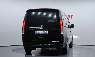Hyundai Staria 2023, 46386 км, за 25990000 KRW