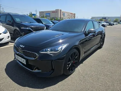Kia Stinger · 2023 год