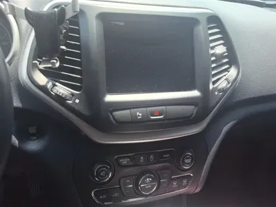Jeep Cherokee 2021, 30099 км, за 56000 CNY - фото 13