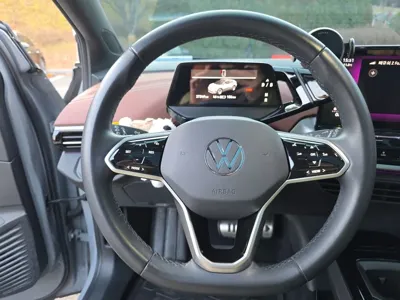Volkswagen ID.4 2022, 31100 км, за 32000000 KRW