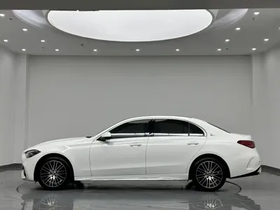 Mercedes-Benz C-Class 2024, 25000 км, за 199000 CNY
