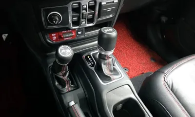 Jeep Wrangler 2020, 15305 км, за 49900000 KRW - фото 9