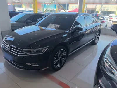 Volkswagen Magotan 2020, 44300 км, за 131717.45 CNY