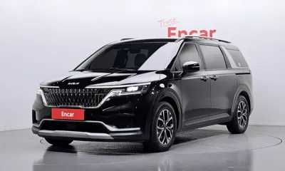 Kia Canival · 2023 год