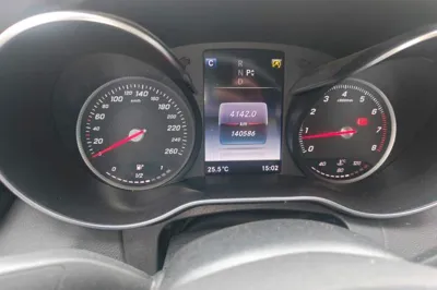 Mercedes-Benz C-Class 2017, 140500 км, за 69923.91 CNY - фото 12