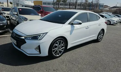Hyundai Avante · 2019 год