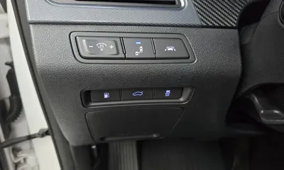 Hyundai Sonata 2016, 143952 км, за 13800000 KRW - фото 17