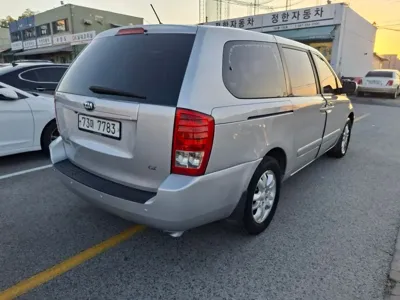Kia Canival 2013, 106194 км, за 4900000 KRW