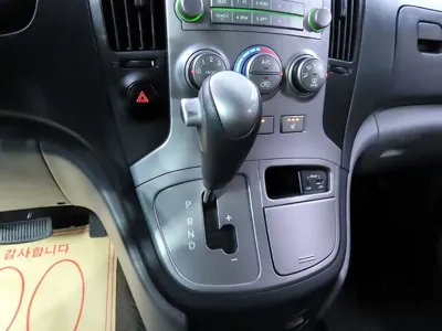 Hyundai Starex 2016, 105801 км, за 8800000 KRW - фото 12