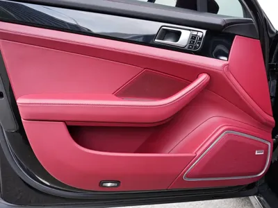 Porsche Panamera 2019, 55000 км, за 419799 CNY - фото 6