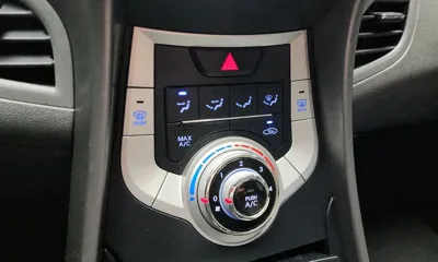 Hyundai Avante 2011, 52335 км, за 5500000 KRW - фото 18