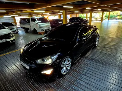 Hyundai Genesis · 2012 год