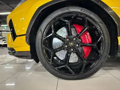 Lamborghini Urus 2024, 8000 км, за 375000000 KRW - фото 16