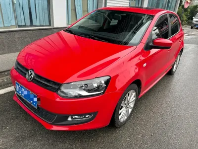 Volkswagen Polo · 2013 год