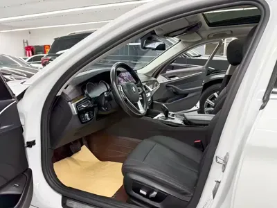 BMW 5 Series 2018, 150000 км, за 113800 CNY - фото 7