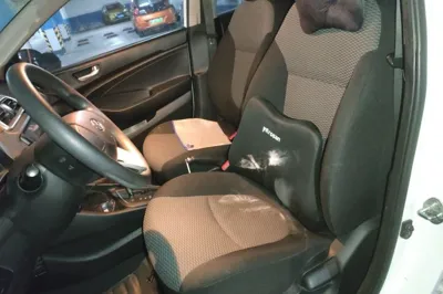 Hyundai Verna (older generation) 2017, 75700 км, за 35881.15 CNY - фото 12