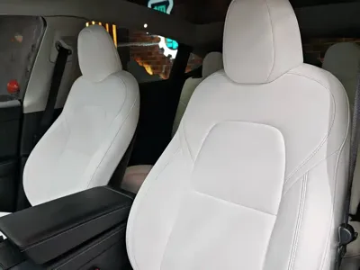 Tesla Model Y 2022, 65000 км, за 183000 CNY - фото 22