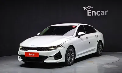 Kia K5 · 2023 год