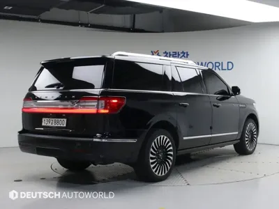 Lincoln Navigator 2020, 98933 км, за 48900000 KRW