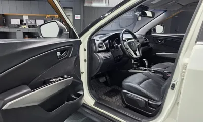 KG_Mobility_Ssangyong TIBOLI 2016, 129935 км, за 7500000 KRW - фото 10