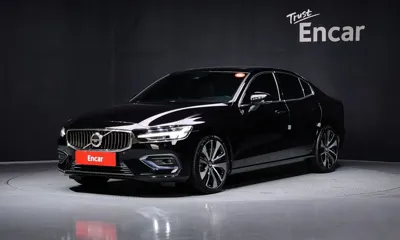 Volvo S60 · 2023 год