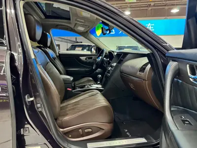 Infiniti QX70 2015, 150000 км, за 95000 CNY - фото 8