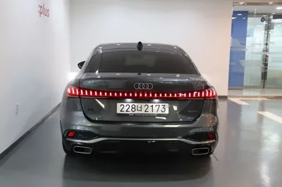 Audi A5 2025, 5007 км, за 51000000 KRW