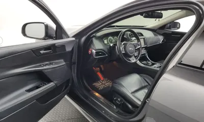 Jaguar XE 2018, 50959 км, за 10500000 KRW - фото 10