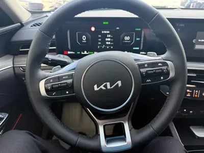 Kia K5 2026, 3738 км, за 36900000 KRW - фото 8