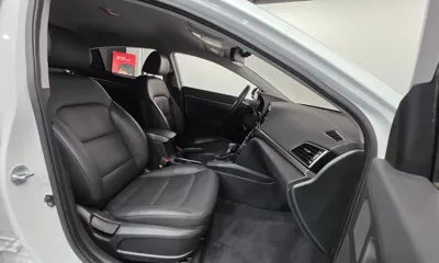 Hyundai Avante 2017, 150417 км, за 7300000 KRW - фото 10
